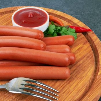 raw-frankfurter-sausages-with-ketchup-LWVSJYA.jpg